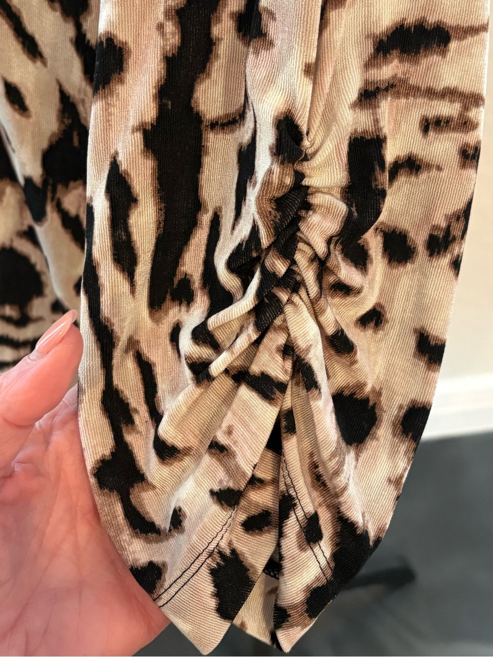 Chico’s Travelers Animal Leopard Print Stretch Wrinkle Free Tunic Size 3 = XL - Picture 3 of 5